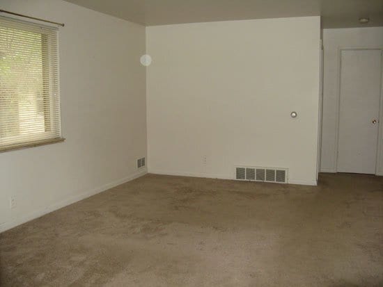 Building Photo - Sterne Park Duplex (2233PA)