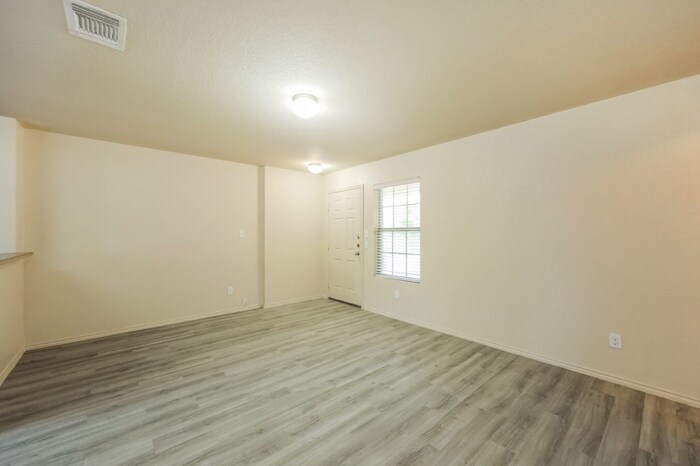 Building Photo - 1410 Durango Run