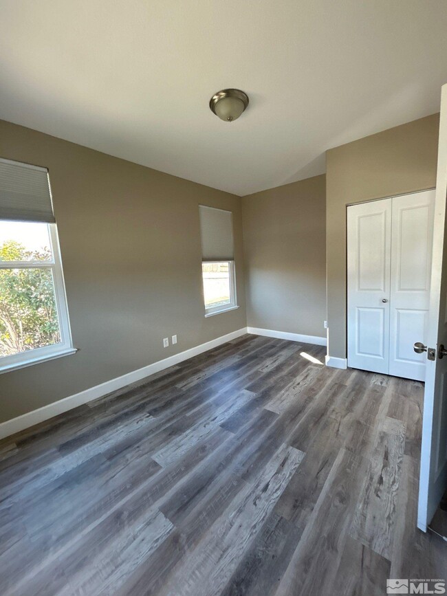 Building Photo - 600 Panama Dr