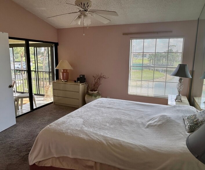 Master connects to lanai - 17280 Eagle Trce