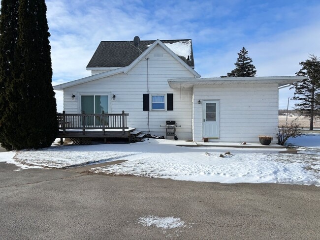 Building Photo - Country Home Rent-to-Own! 3BD/2BA