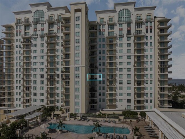 Building Photo - 800 N Tamiami Trl