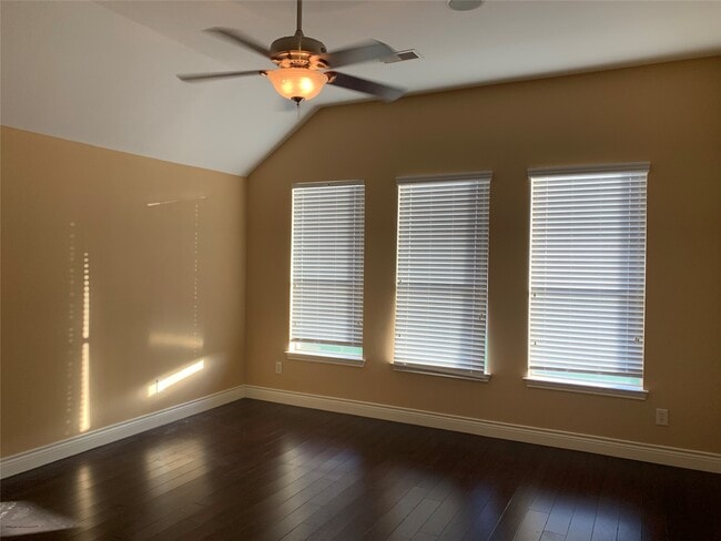 Building Photo - 13110 Imperial Shore Dr