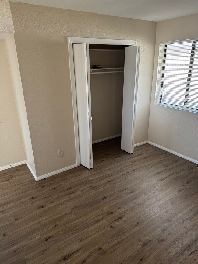 Building Photo - 4612 E Camino St