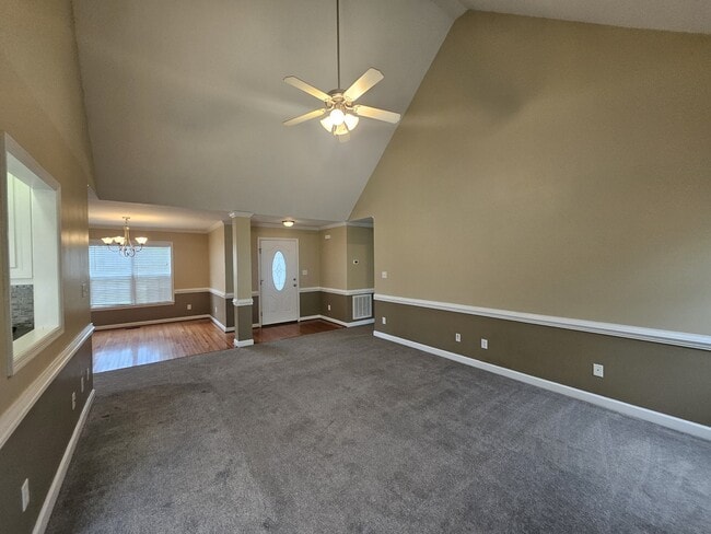Building Photo - 203 Towbridge Ln