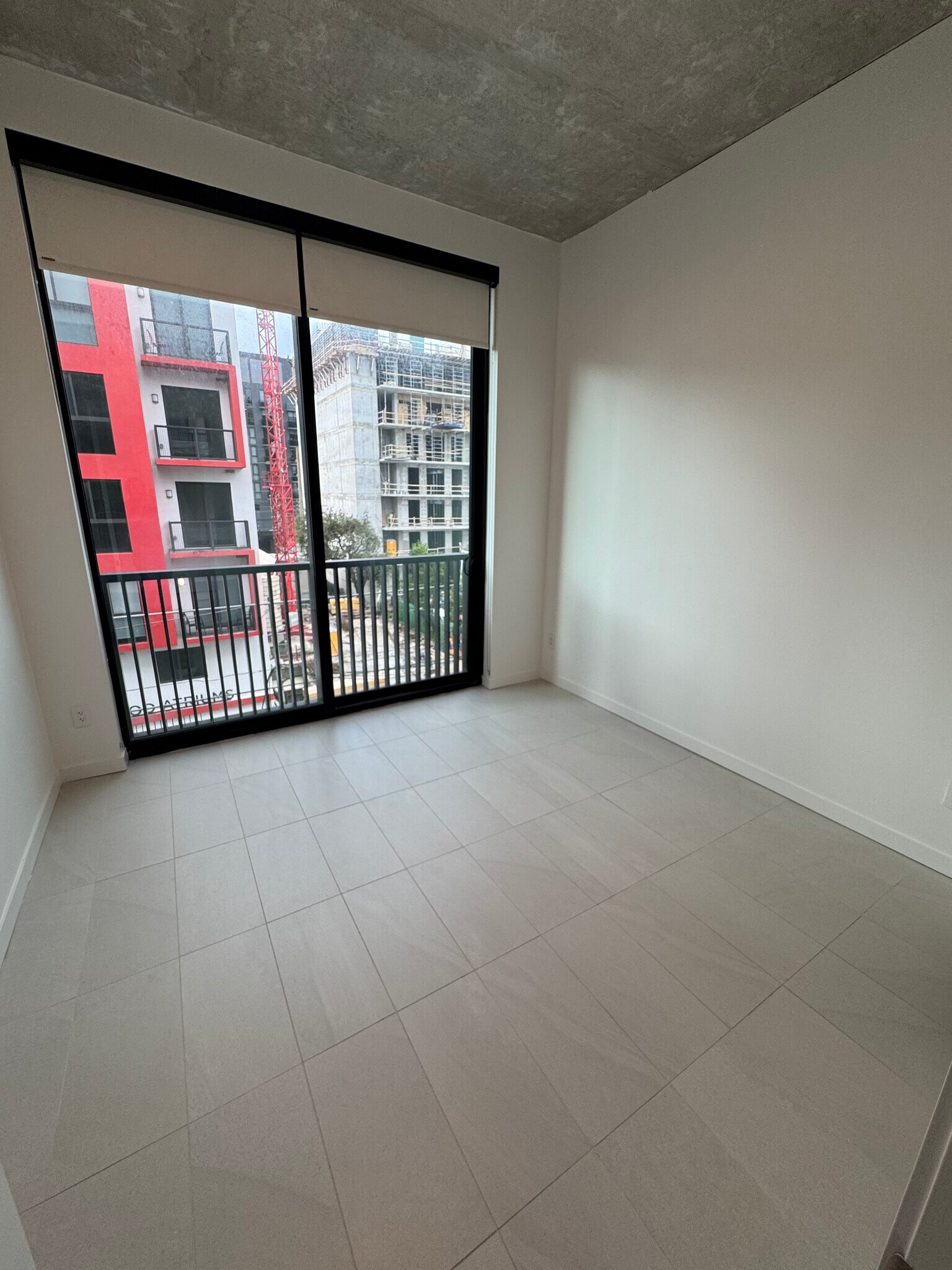 MASTER BEDROOM - 112 NW 31st St