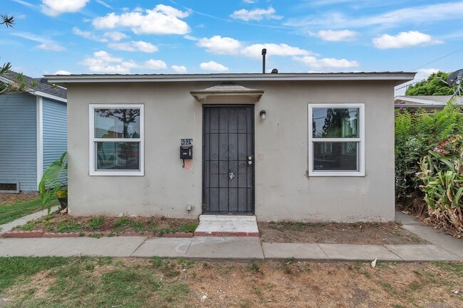 Building Photo - 6324 Gallant St