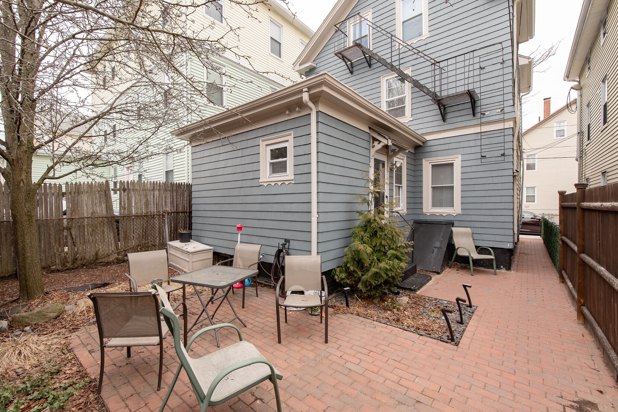 Building Photo - 65 Preston St