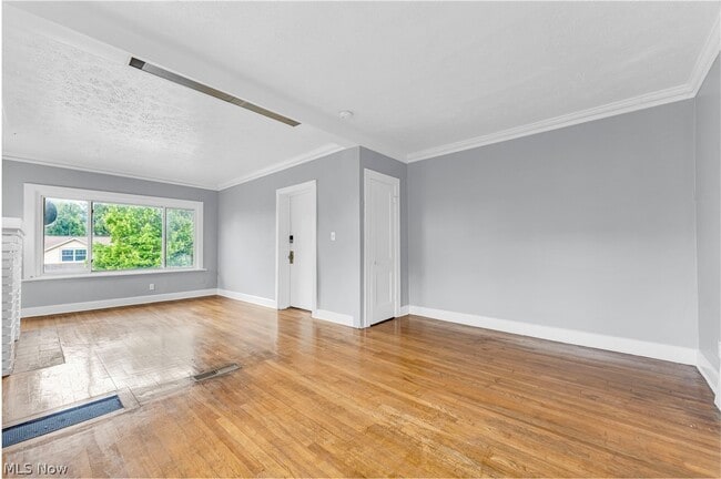 Building Photo - 13605 Othello Ave
