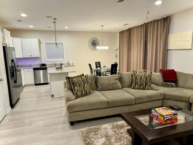 Building Photo - 4119 Thimbleberry Dr