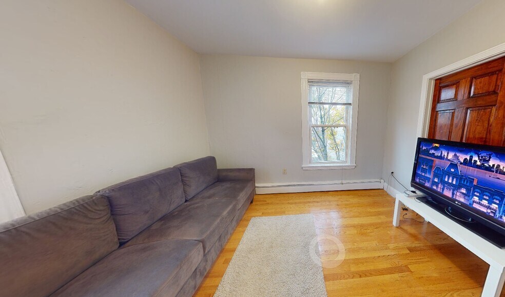 Building Photo - 350 Allston St