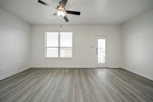 Building Photo - Be the first to live in this stunning bran...