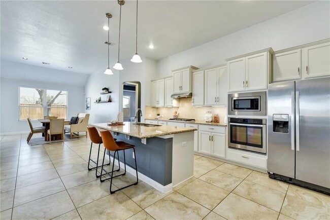 Building Photo - 15508 Cinca Terra Dr