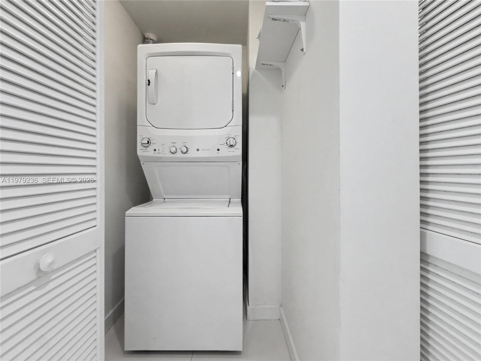 Building Photo - 7661 NW 107th Ave