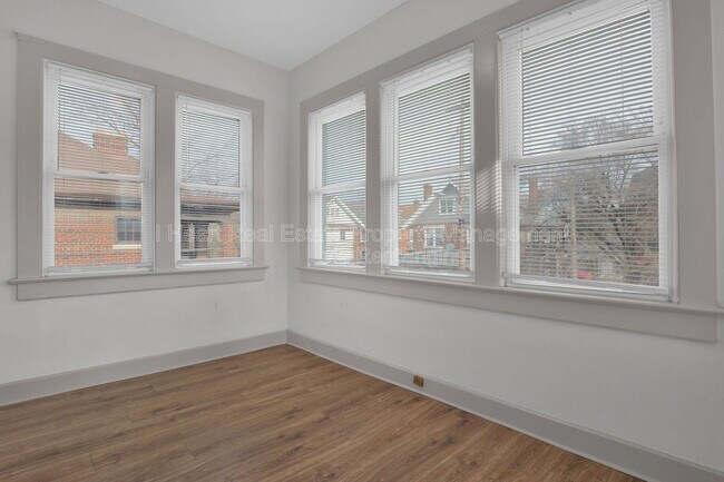 Building Photo - 269 Morrison Ave