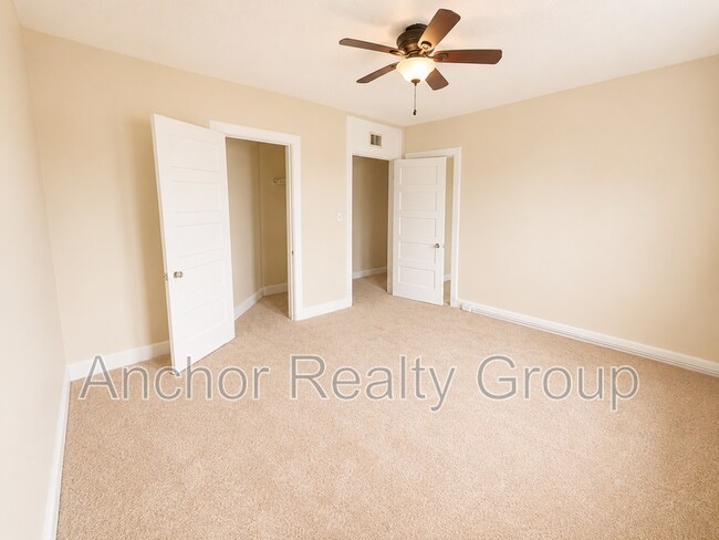 Building Photo - 1008 Westover Ave