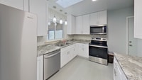 Building Photo - 1308 S Jay St