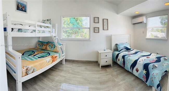 Building Photo - 443 4th Rd