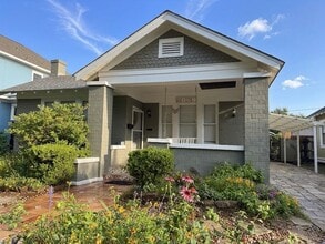 Building Photo - 1322 Harvard St