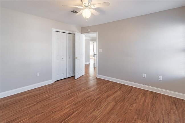 Building Photo - 3147 Crestmont Way NW