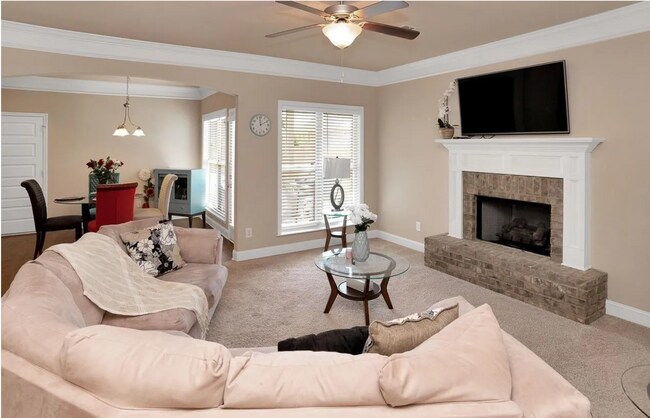 Building Photo - 7102 Sutter Ct