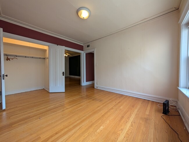 Building Photo - 2522 N Kedzie Blvd