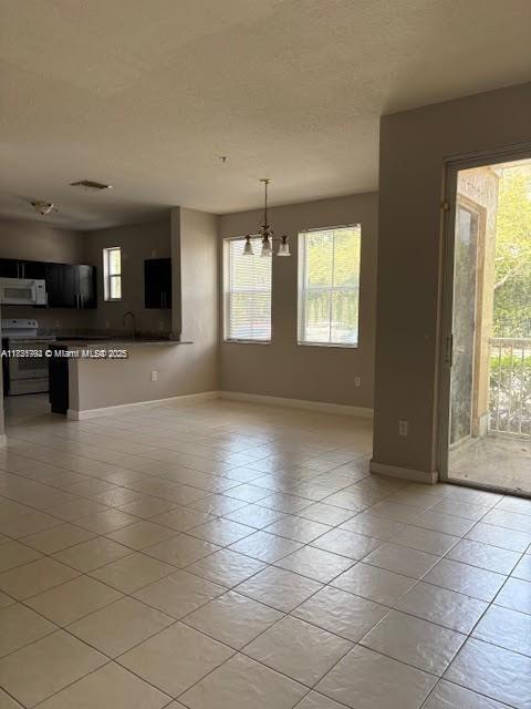 Building Photo - 2111 Shoma Dr