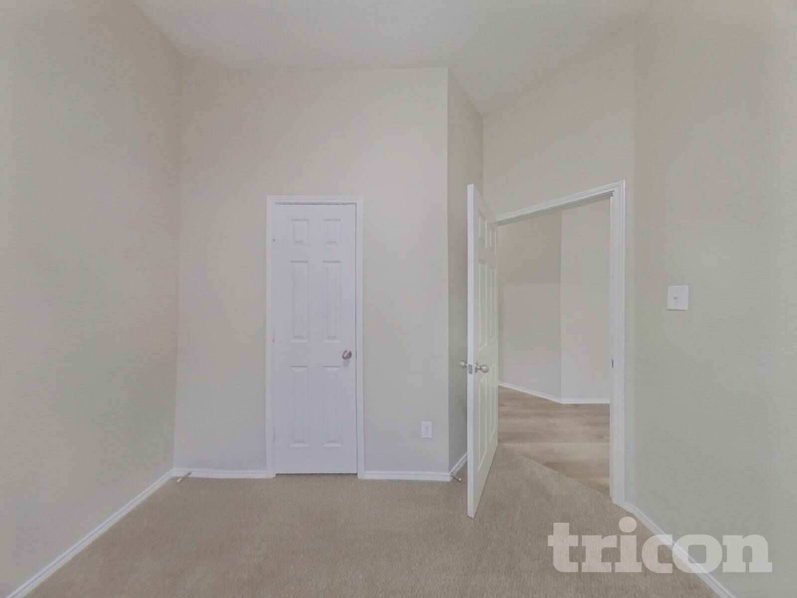 Building Photo - 10616 Lipan Trail