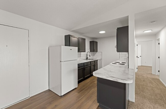 Building Photo - Ivy l | Elevated 3 Bedroom
