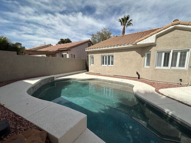 Building Photo - Beautiful Single Story Las Vegas Home For Rent.