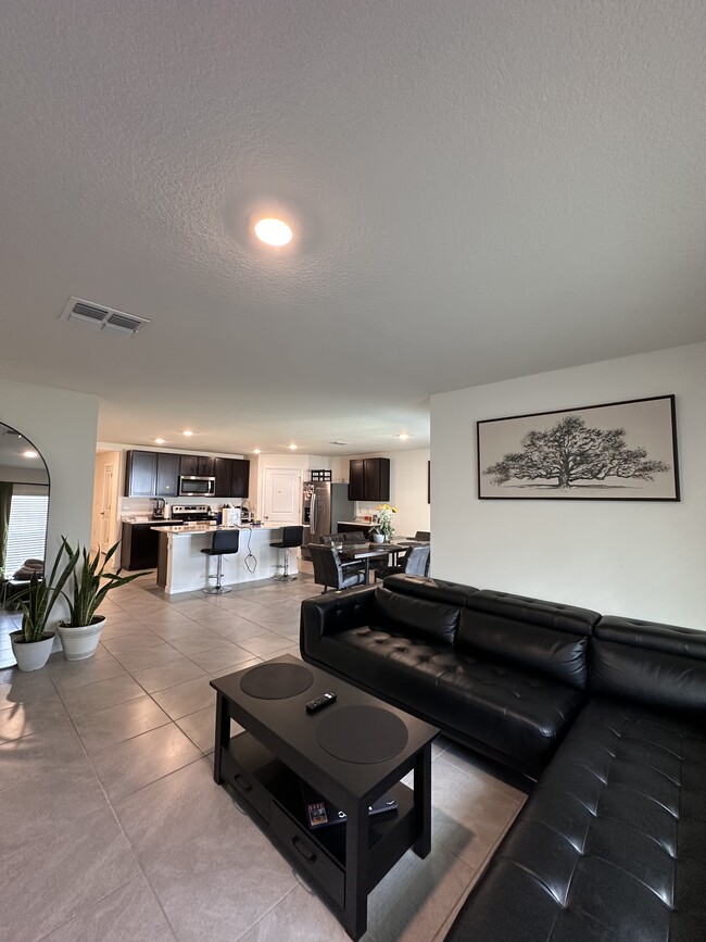 Building Photo - 4031 SW 134th St
