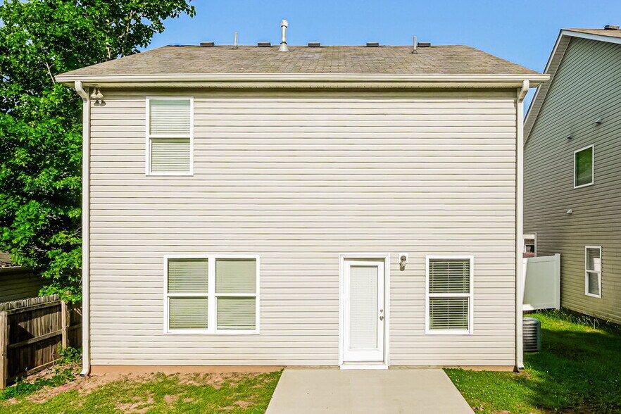 Building Photo - 434 Highland Falls Dr