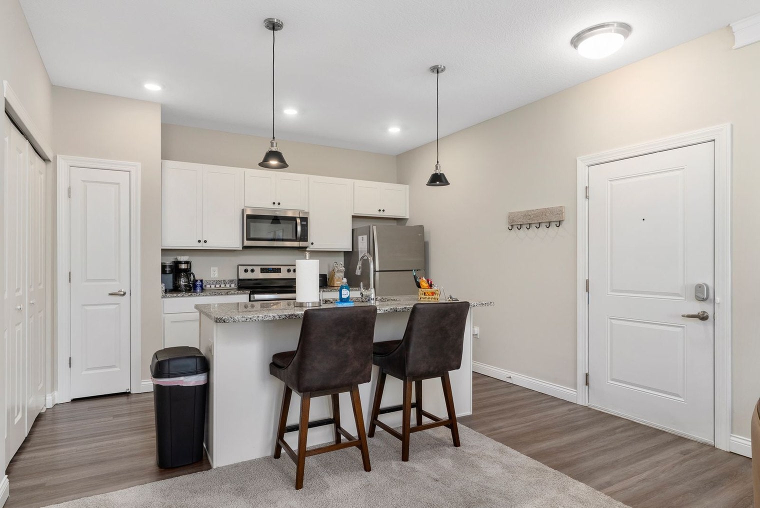 Building Photo - 3636 Ideal Wy