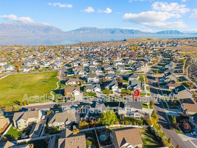 Building Photo - 1457 S Canyon View Dr