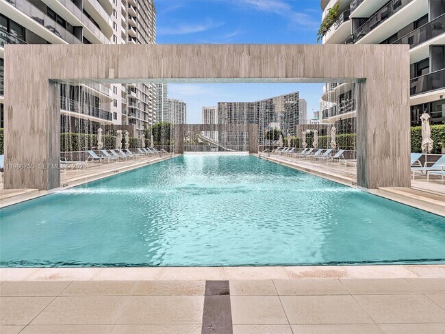 Building Photo - 45 SW 9th St