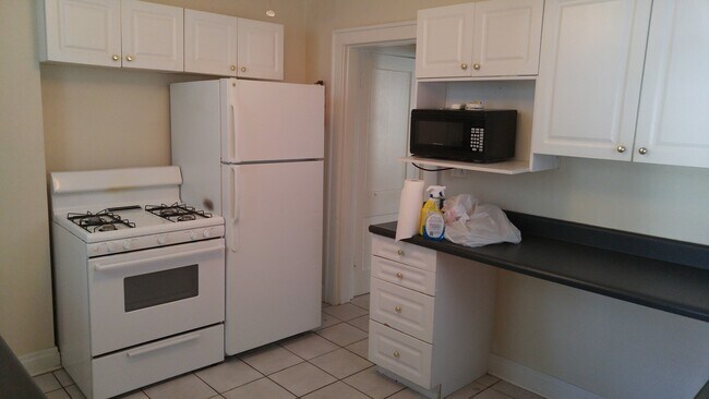 Building Photo - 160 Olentangy St