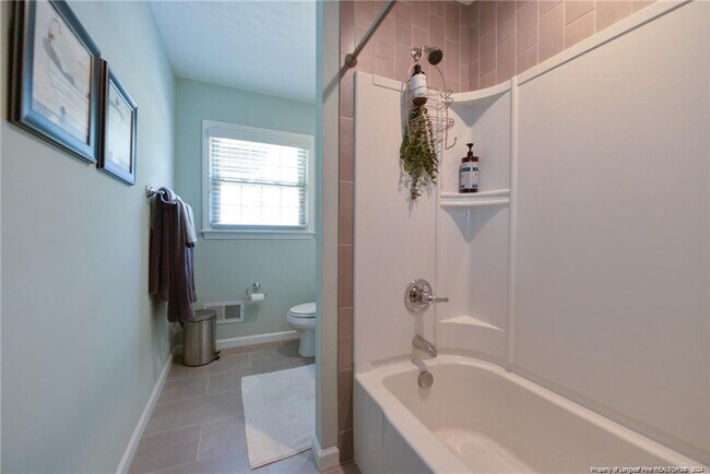 Building Photo - 249 Westwood Dr