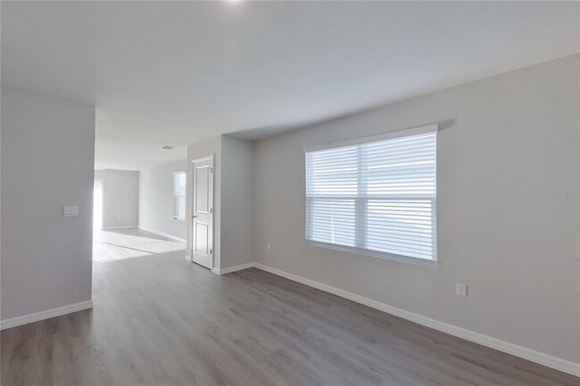 Building Photo - 8627 SW 43rd Ter