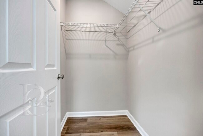 Building Photo - 1039 Glencroft Dr