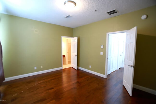 Building Photo - 4442 Rock Creek Cir