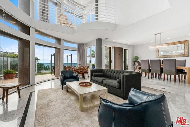 Primary Photo - 11834 Pacific Coast Hwy