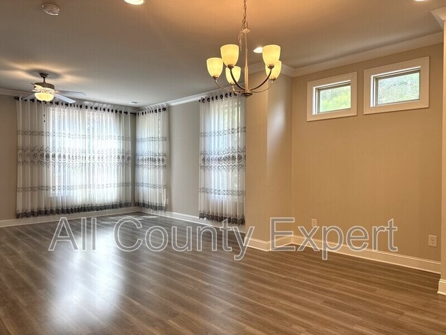 Building Photo - 1529 Huntwood Ct