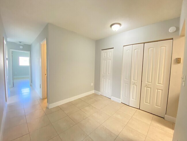 Building Photo - 255 SW 7th St