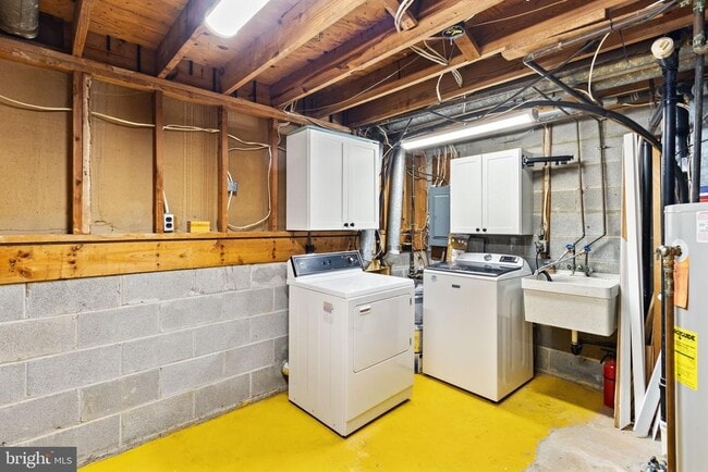 Building Photo - 2410 Alsop Ct