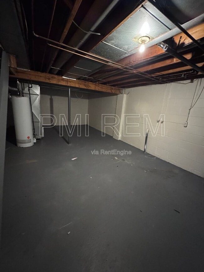 Building Photo - 2803 Kipling Ave NW