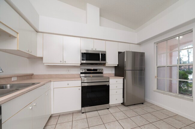 Building Photo - 3529 Forest Branch Dr
