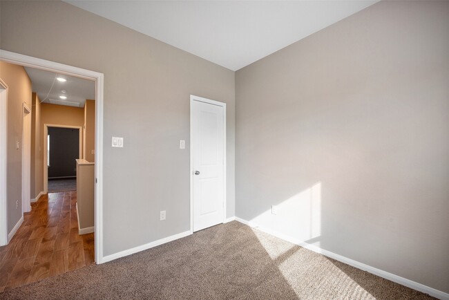 Building Photo - 7937 Richland Dr