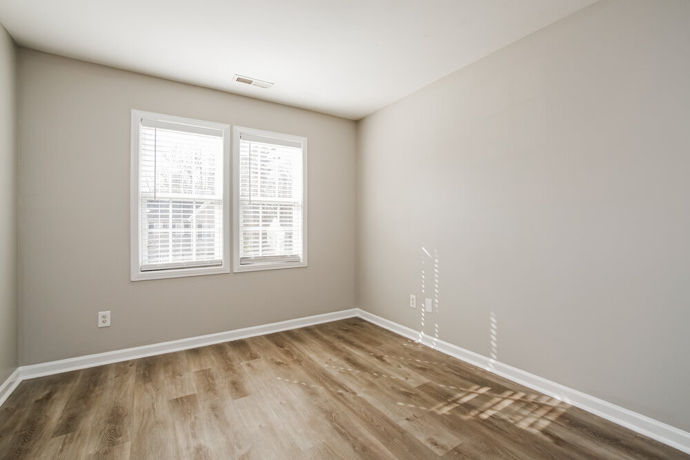 Building Photo - 6818 Spanglers Spring Way