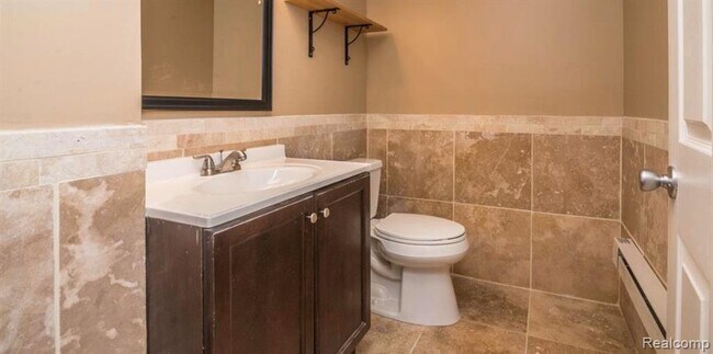 Building Photo - 41475 Copper Creek Dr