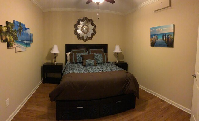 Building Photo - 501 Port Laz Ln